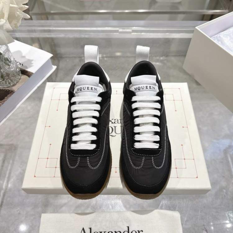 Picture of Alexander McQueen Shoes _SKUAlexanderMcQueensz35-45mnq0201184